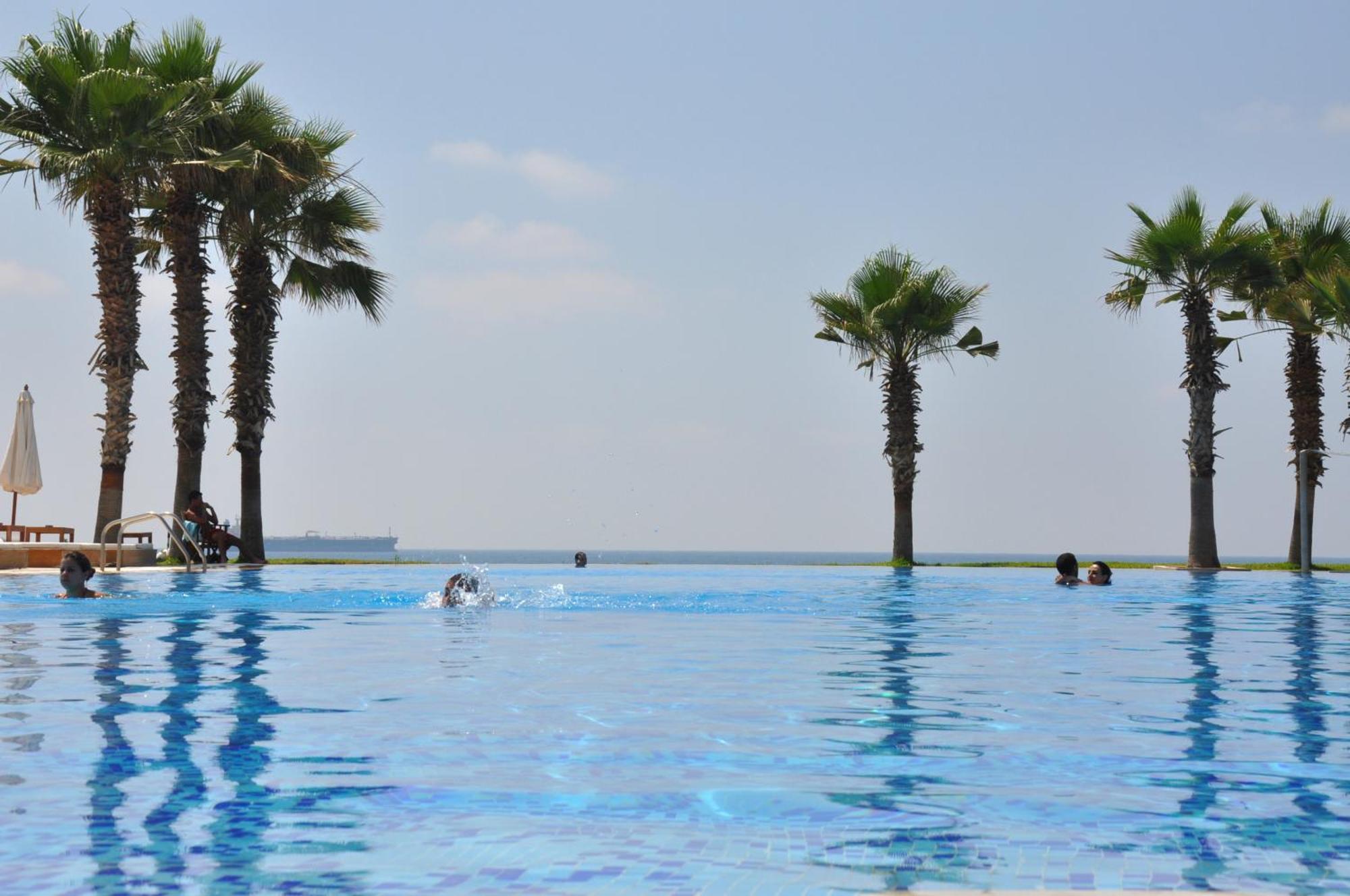 Pangea Beach Resort Jieh Extérieur photo